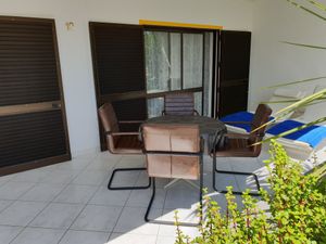 23082737-Ferienwohnung-4-Carvoeiro-300x225-1