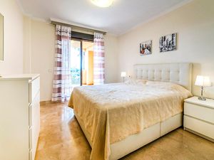 23753284-Ferienwohnung-4-Casares-300x225-5