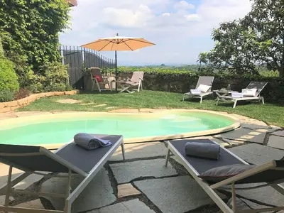 PoolOfHouse