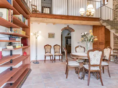 DiningRoom