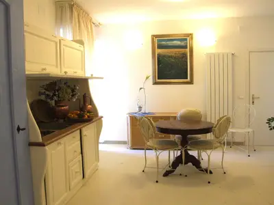 DiningRoom