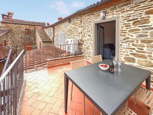 24005445-Ferienwohnung-4-Castel Focognano-300x225-1