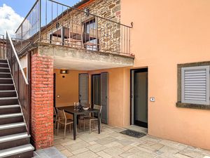 24005453-Ferienwohnung-5-Castel Focognano-300x225-1