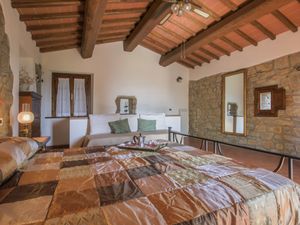 23855644-Ferienwohnung-3-Castelfranco Di Sopra-300x225-1