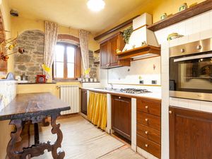 22666921-Ferienwohnung-8-Castelfranco Di Sopra-300x225-4