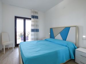 24001891-Ferienwohnung-4-Castellabate-300x225-4