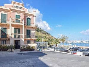 Ferienwohnung für 8 Personen (91 m²) in Castellammare Del Golfo