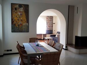 19216157-Ferienwohnung-7-Castelletto Di Brenzone-300x225-5