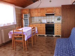 23027929-Ferienwohnung-5-Castelletto Di Brenzone-300x225-4