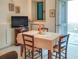 23758537-Ferienwohnung-2-Castellina Marittima-300x225-1