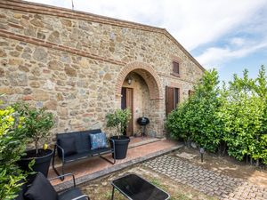 23749665-Ferienwohnung-5-Castelmuzio-300x225-1