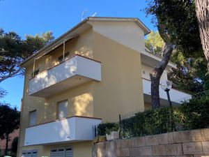 23858055-Ferienwohnung-5-Castiglioncello-300x225-5