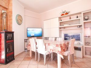 21604567-Ferienwohnung-4-Castiglione Chiavarese-300x225-3