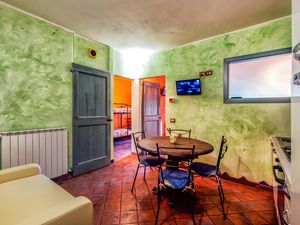 24024918-Ferienwohnung-4-Castiglione D'Orcia-300x225-2