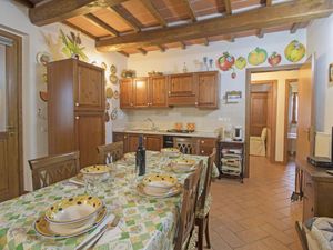 23836763-Ferienwohnung-6-Castiglione Del Lago-300x225-5