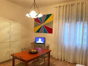 23880930-Ferienwohnung-3-Castiglione Della Pescaia-300x225-3