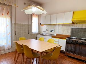 22436557-Ferienwohnung-4-Castiglione Della Pescaia-300x225-1