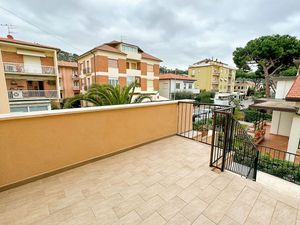 23588734-Ferienwohnung-4-Castiglione Della Pescaia-300x225-5