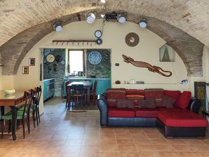 Ferienwohnung für 11 Personen (300 m²) in Castilenti