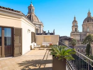Ferienwohnung für 4 Personen (200 m²) in Catania