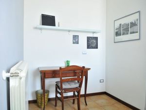 22957235-Ferienwohnung-8-Catania-300x225-1