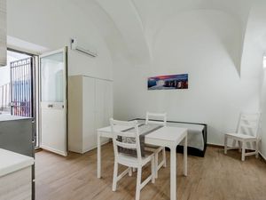 23464175-Ferienwohnung-4-Catania-300x225-5