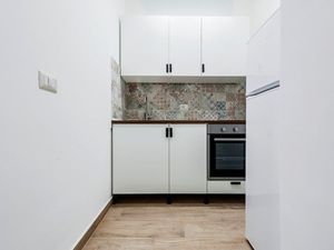 23464172-Ferienwohnung-2-Catania-300x225-4