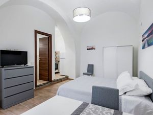 23464172-Ferienwohnung-2-Catania-300x225-4