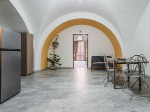 23476974-Ferienwohnung-4-Catania-300x225-4