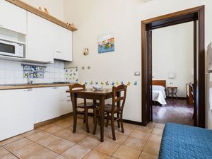 23504551-Ferienwohnung-3-Catania-300x225-5