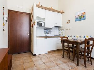 23504551-Ferienwohnung-3-Catania-300x225-4