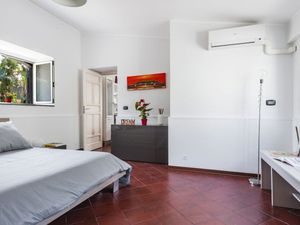 23648043-Ferienwohnung-3-Catania-300x225-5