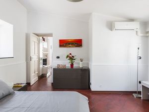 23648043-Ferienwohnung-3-Catania-300x225-2