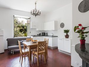 23648043-Ferienwohnung-3-Catania-300x225-3