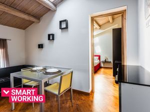 23916869-Ferienwohnung-2-Catania-300x225-4