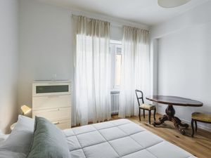 23989853-Ferienwohnung-5-Catania-300x225-4