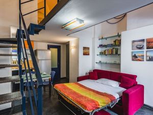 24000282-Ferienwohnung-5-Catania-300x225-3