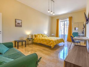 24002767-Ferienwohnung-4-Catania-300x225-3