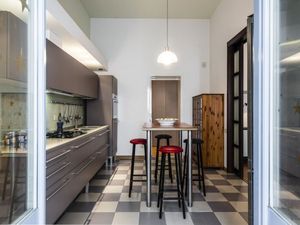 24018654-Ferienwohnung-5-Catania-300x225-3