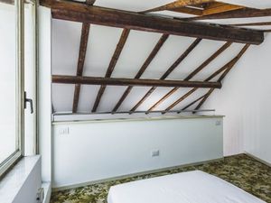 24018651-Ferienwohnung-5-Catania-300x225-1