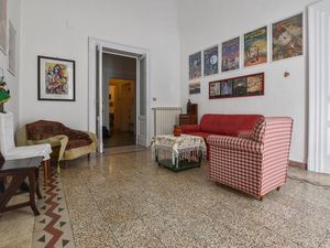 23752265-Ferienwohnung-5-Catania-300x225-5