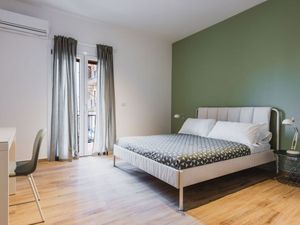 24044686-Ferienwohnung-6-Catania-300x225-5