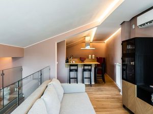 24052274-Ferienwohnung-4-Catania-300x225-5