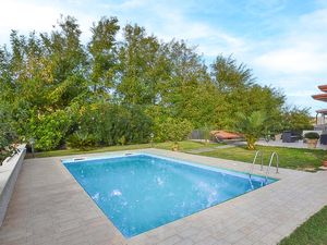 24001787-Ferienwohnung-4-Catanzaro Lido-300x225-5