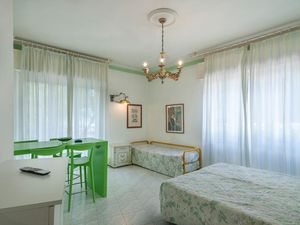 23749639-Ferienwohnung-3-Cattolica-300x225-1