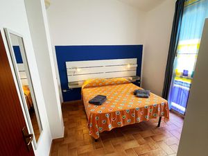 22434625-Ferienwohnung-2-Cattolica Eraclea-300x225-4