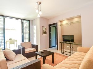 23766798-Ferienwohnung-6-Cattolica Eraclea-300x225-1