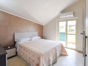 23765266-Ferienwohnung-4-Caulonia Marina-300x225-3