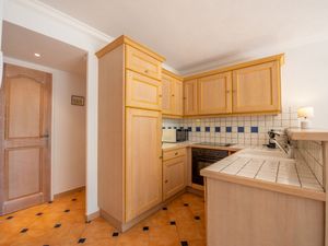 23868058-Ferienwohnung-4-Cavalaire-sur-Mer-300x225-1