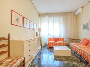 24005242-Ferienwohnung-5-Cavi di Lavagna-300x225-1